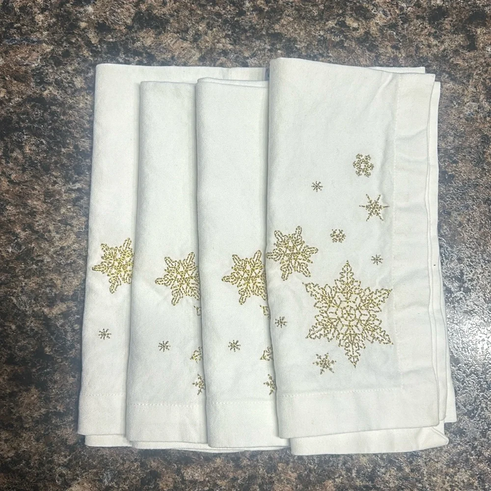 Williams Sonoma cloth napkins NWOT!